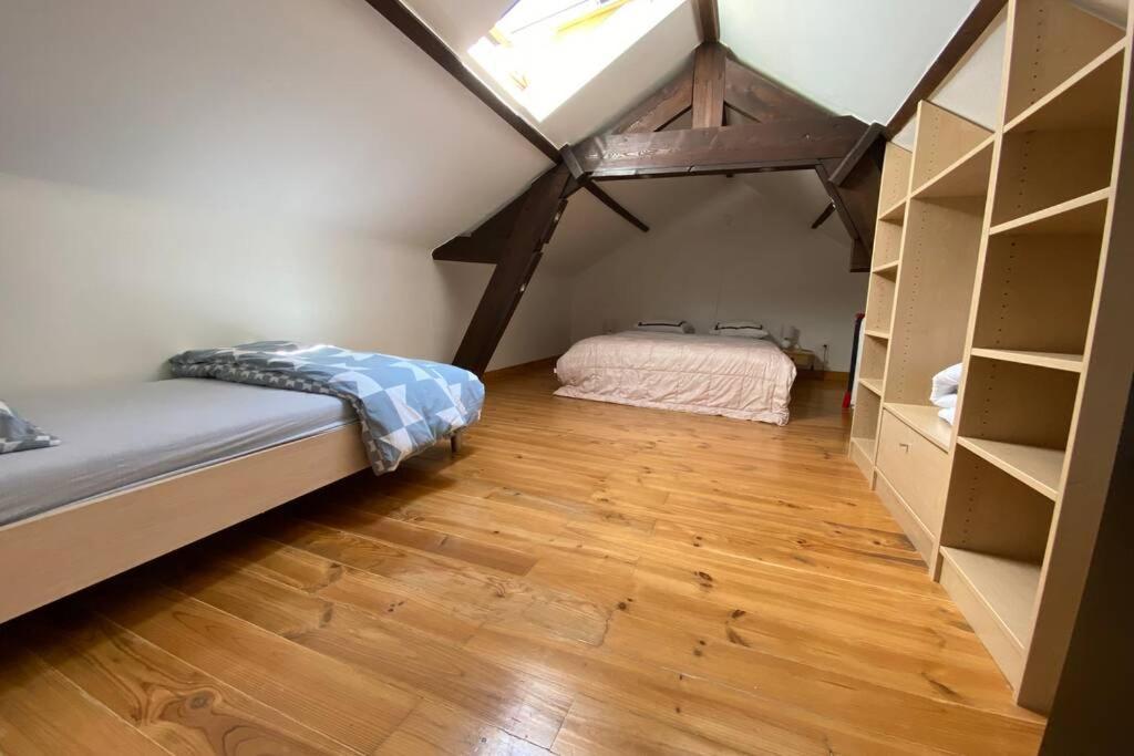 La Petite Maison Bienne-lez-Happart Exteriör bild